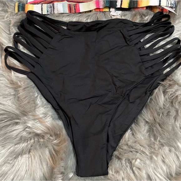 black strappy high waisted bikini bottom nwt - Picture 4 of 6